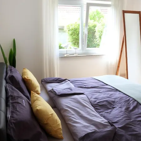 Familie Strehl Apartment *